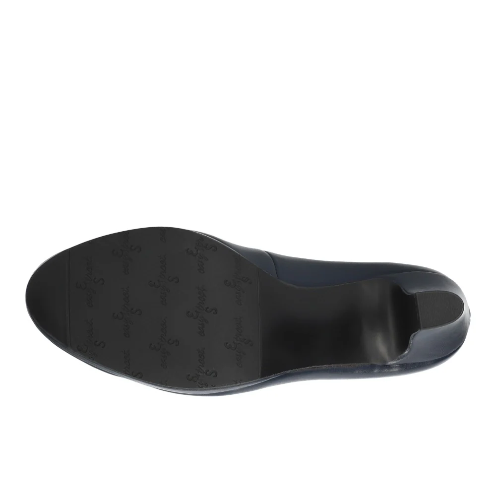 Equinox Round Toe Pumps - Image 5
