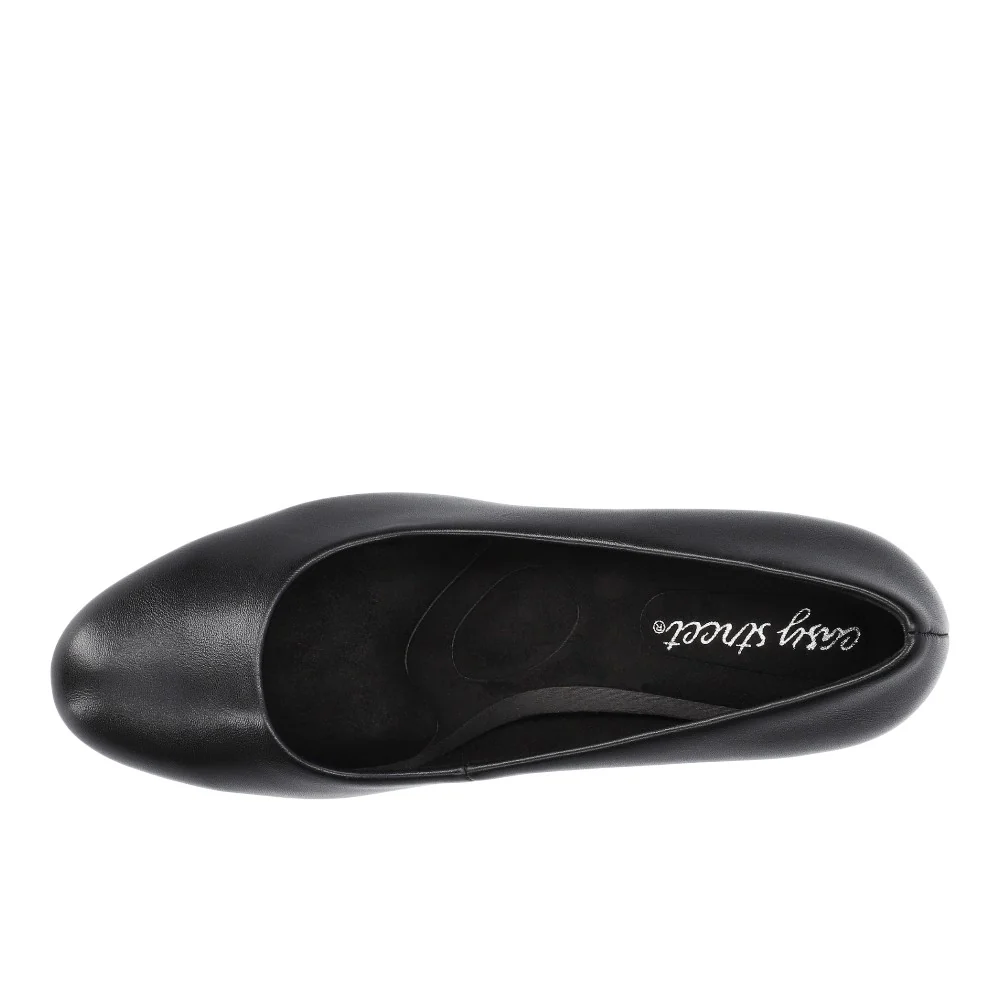 Equinox Round Toe Platform Pumps - Image 4