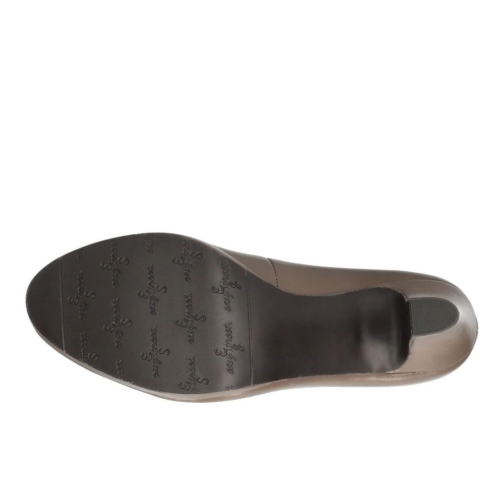 Equinox Round Toe Platform Pumps - Image 5