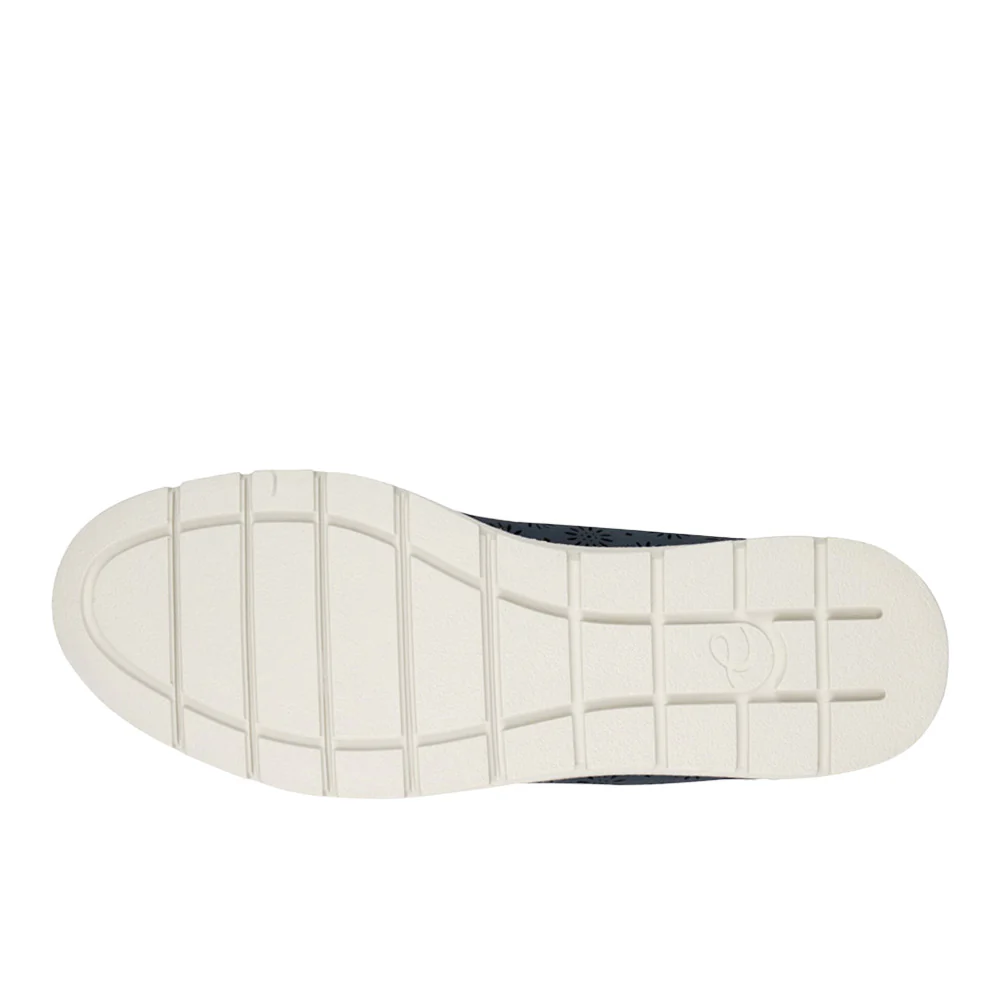 Keliann Slip On Flats - Image 5