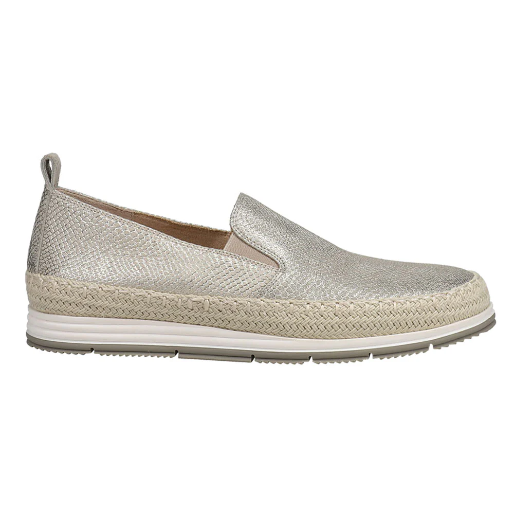 Qanat Slip On Sneakers