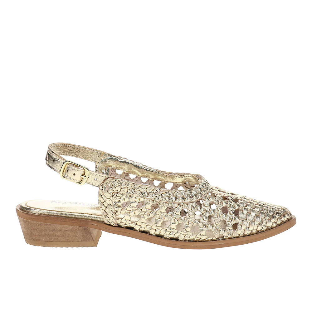 Roxanne Flats
