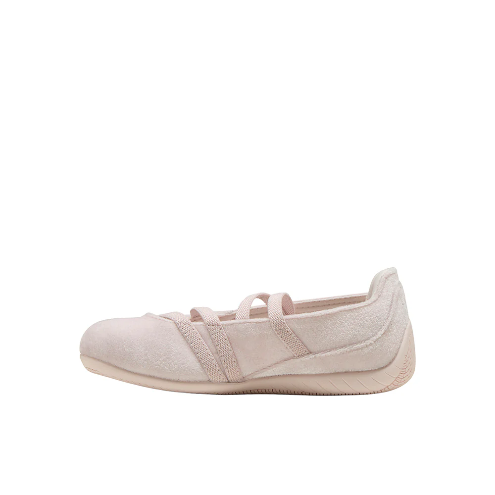 Speedcat Ballet Velvet Slip on Sneakers (Little Kid) - Image 3