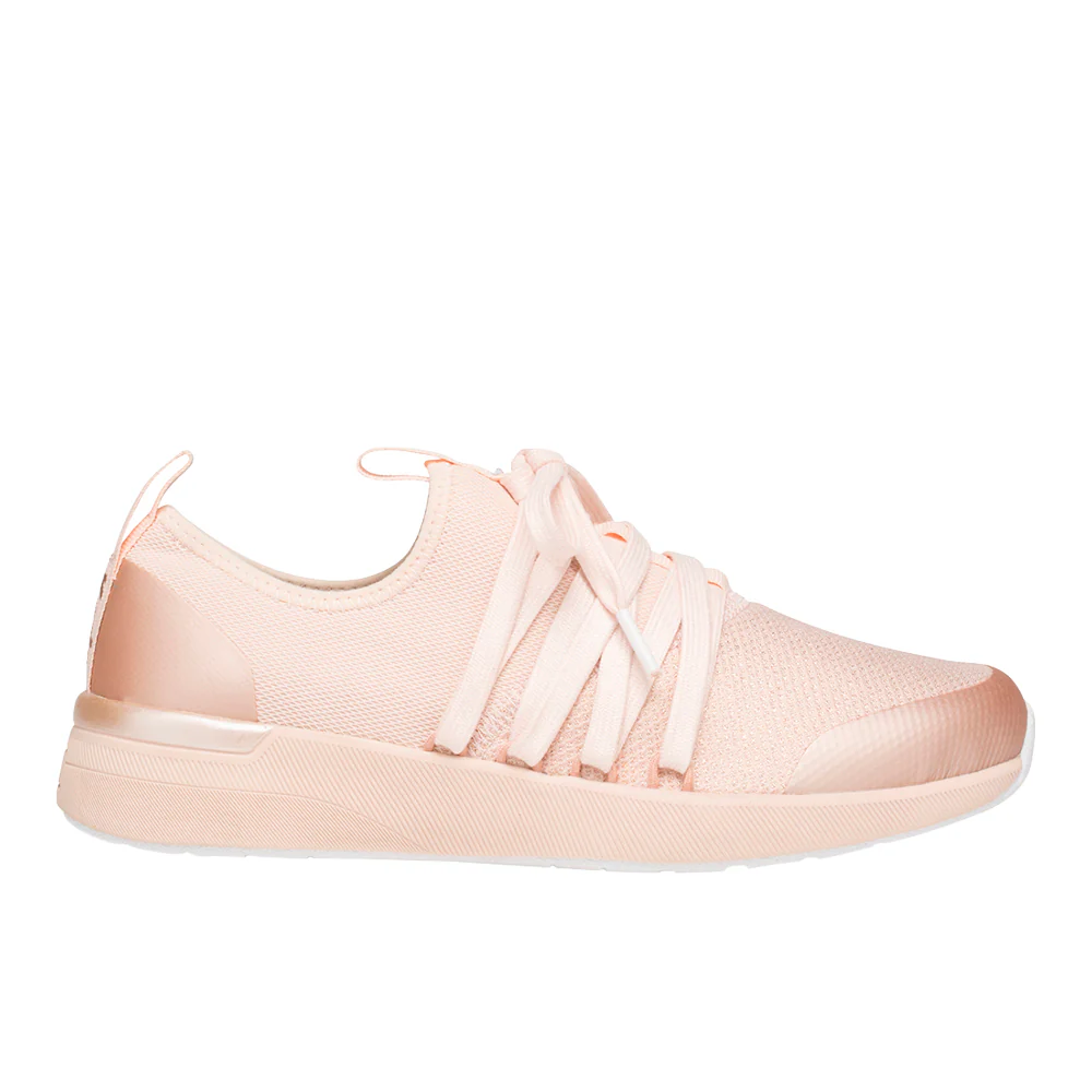 Studio Flash Lace Up Sneakers